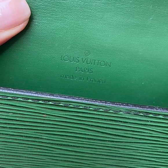 Louis Vuitton Belt bag - Picture 2 of 3